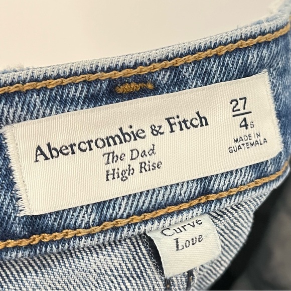 A&F 27/4s Dad Curve Love high rise Jeans Abercrombie & Fitch short the - Picture 6 of 11